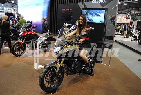 Honda - Honda CB500XE e moto Honda 500x allEicma 2021 presso Milano Rho Fiere
